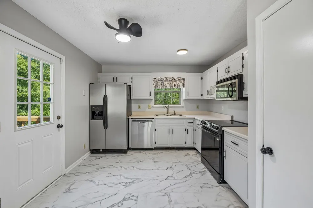 2649 Dotsonville Rd Clarksville, TN 37042