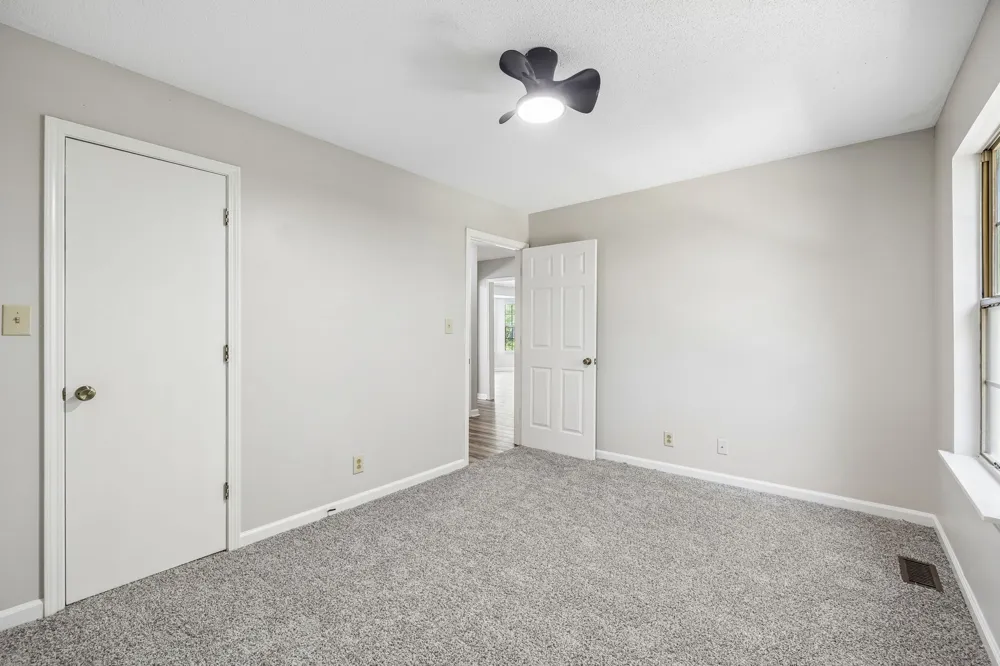 2649 Dotsonville Rd Clarksville, TN 37042
