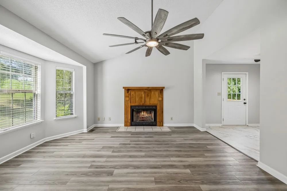 2649 Dotsonville Rd Clarksville, TN 37042