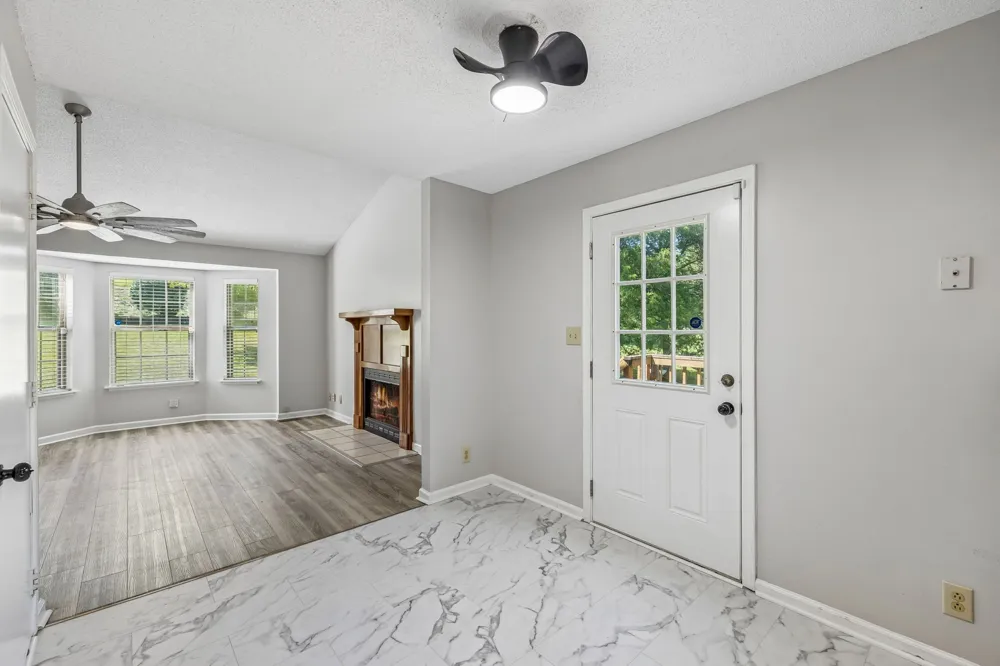 2649 Dotsonville Rd Clarksville, TN 37042