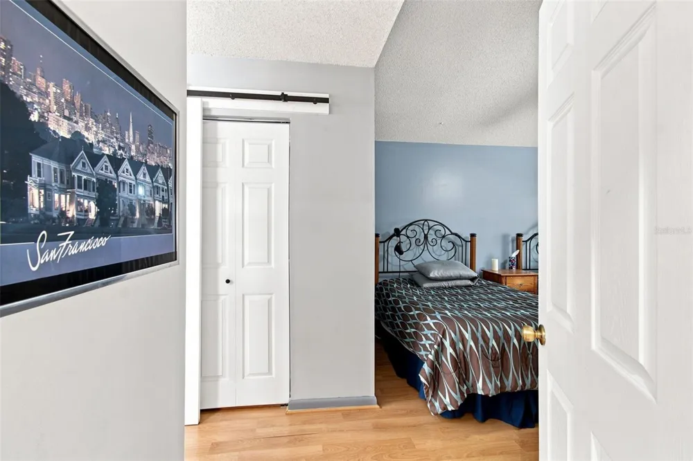 3721 SAND PEBBLE DRIVE Valrico, FL 33596