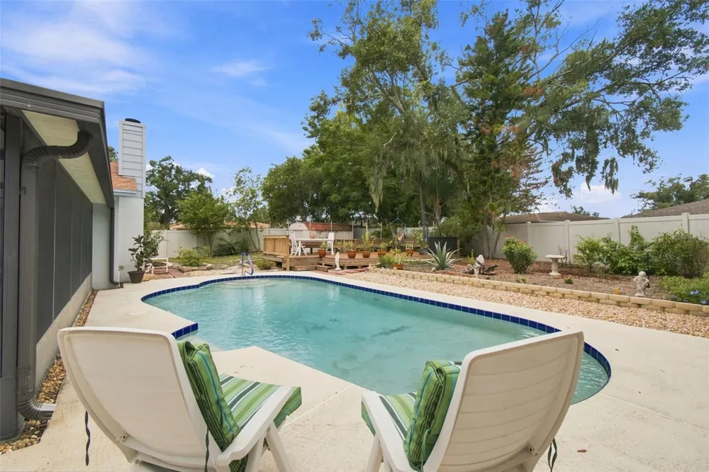 3721 SAND PEBBLE DRIVE Valrico, FL 33596