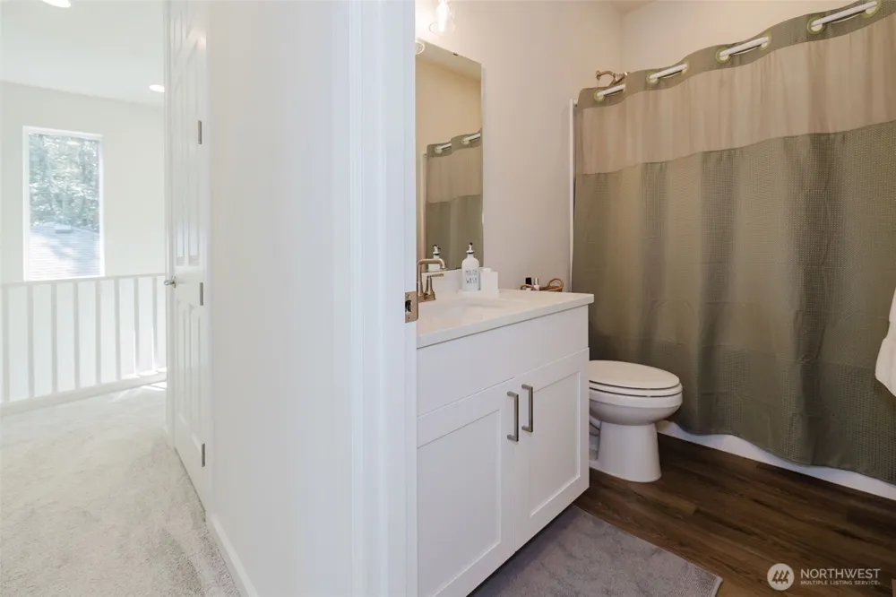 6480 Halyard Circle SE Port Orchard, WA 98367