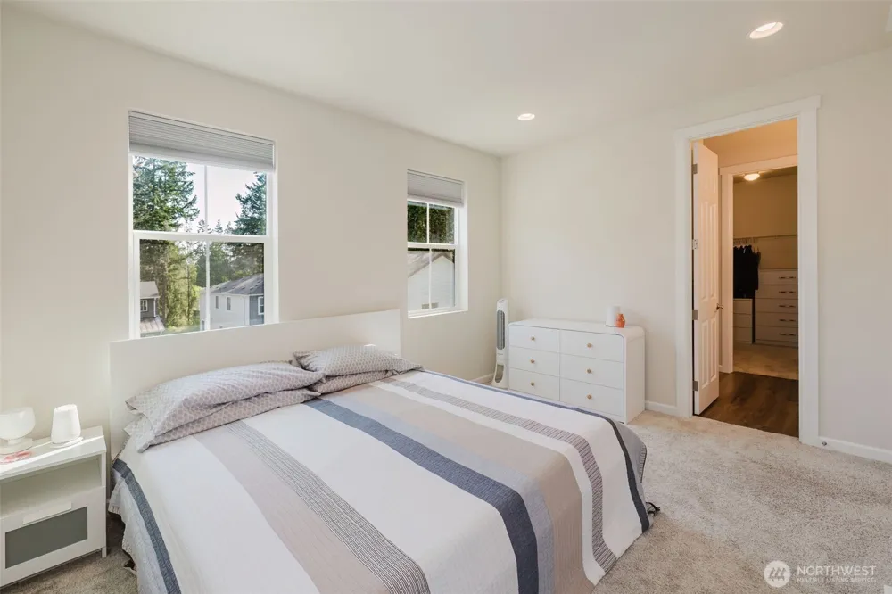 6480 Halyard Circle SE Port Orchard, WA 98367