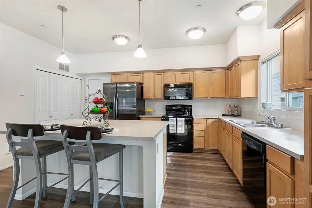 351 Tremont Avenue #102 Bellingham, WA 98226