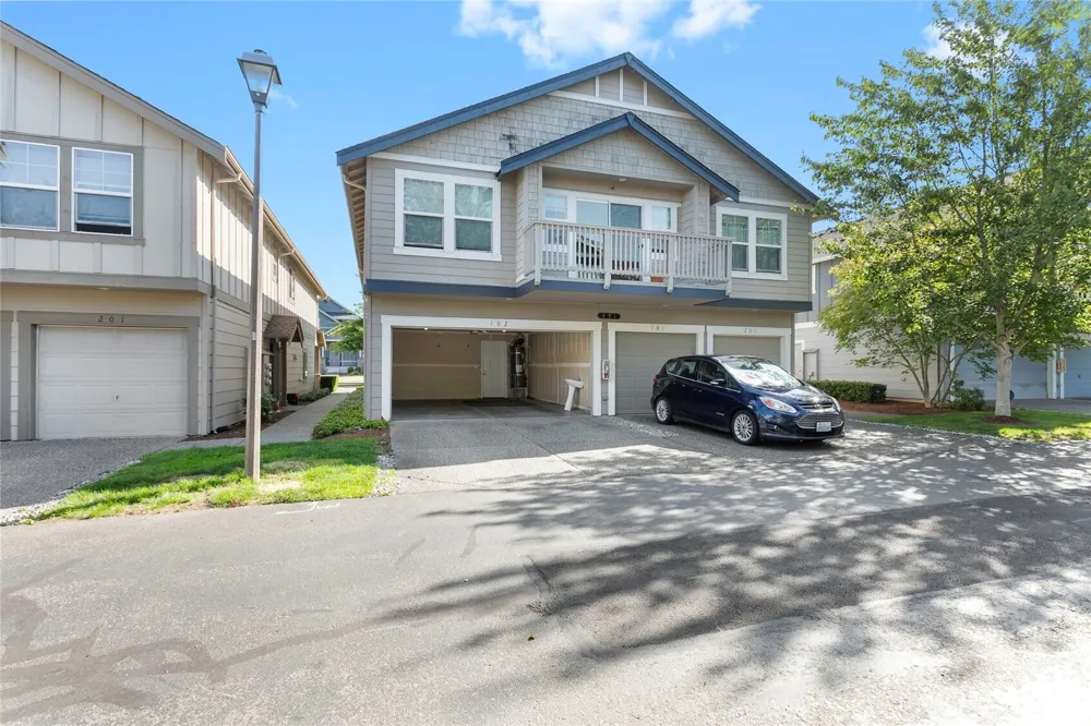 351 Tremont Avenue #102 Bellingham, WA 98226