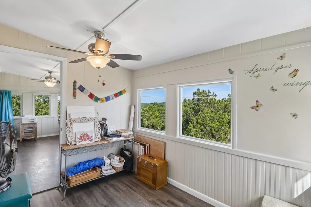 115 Village Drive Kerrville, TX 78028