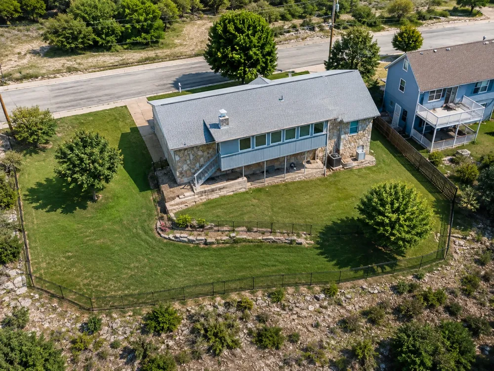 115 Village Drive Kerrville, TX 78028