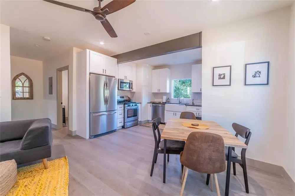 3007 E 14 1/2 STREET #Unit B Austin, TX 78702