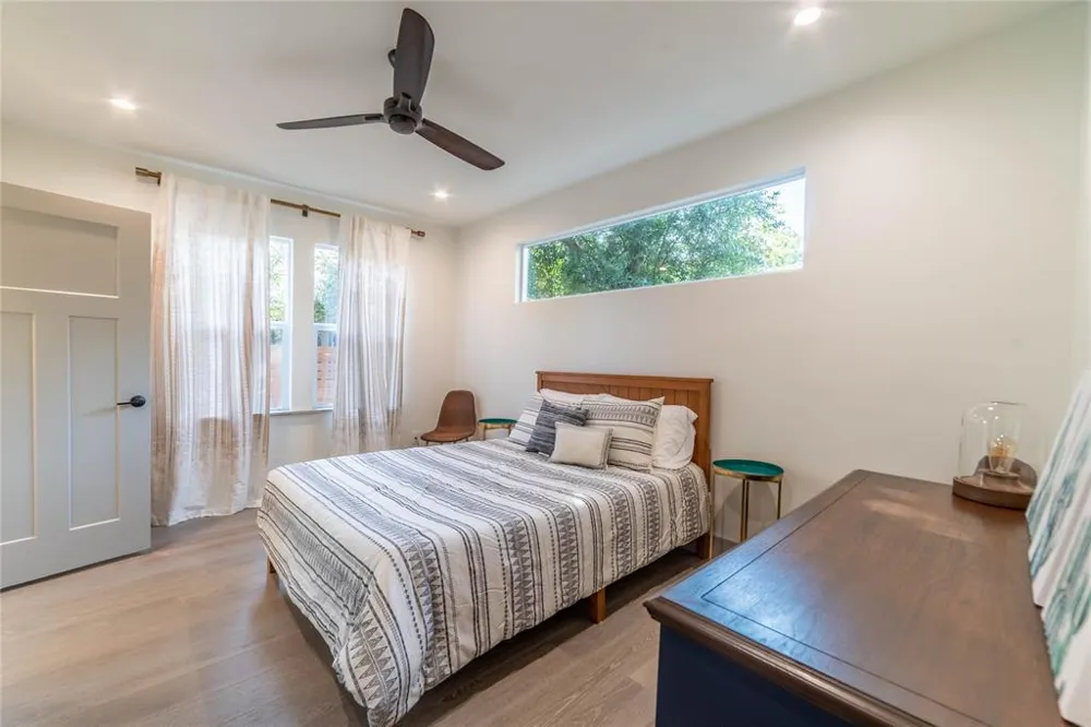 3007 E 14 1/2 STREET #Unit B Austin, TX 78702