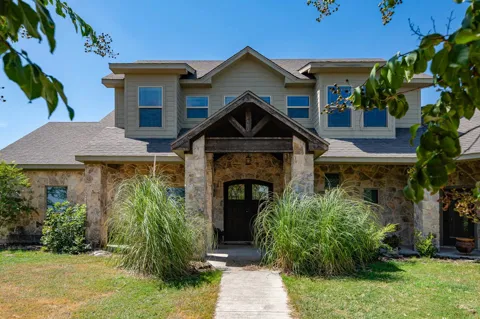 119 Cedar LN