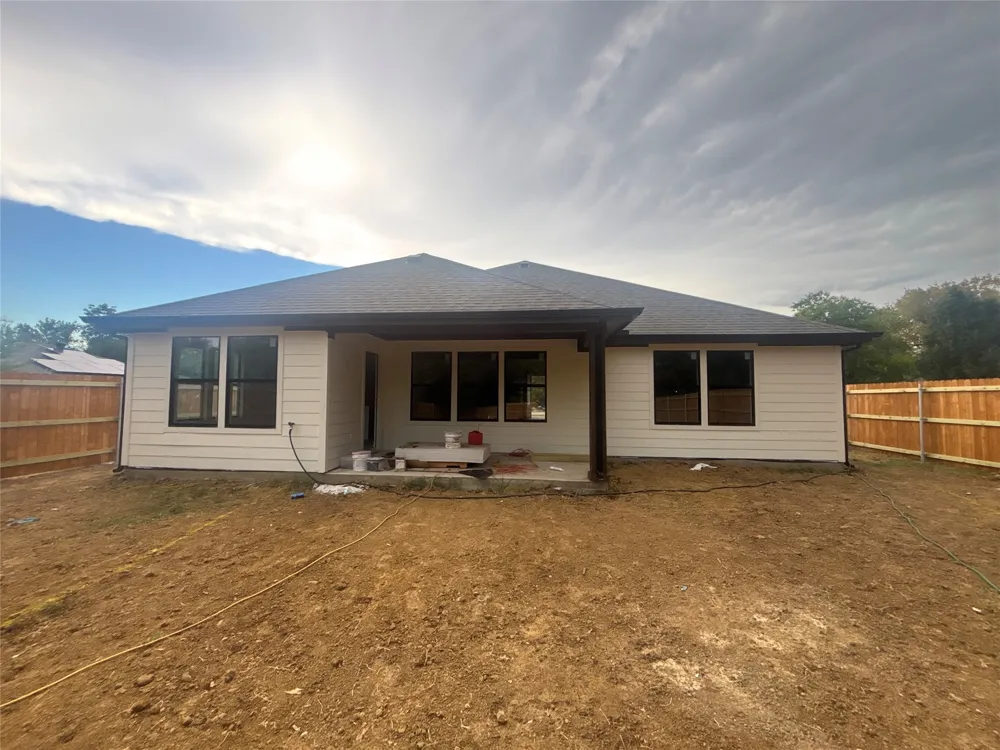 602 33RD STREET Corsicana, TX 75110