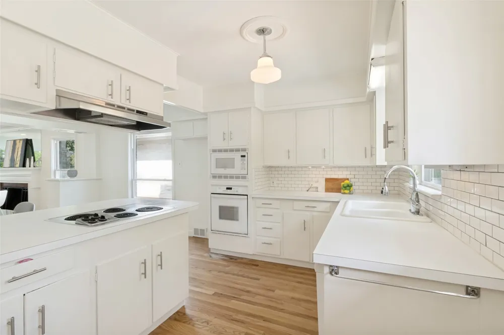 6109 Ellsworth Avenue Dallas, TX 75214