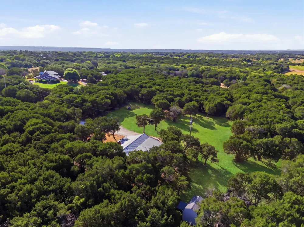 1136 County Road 306b Rainbow, TX 76077