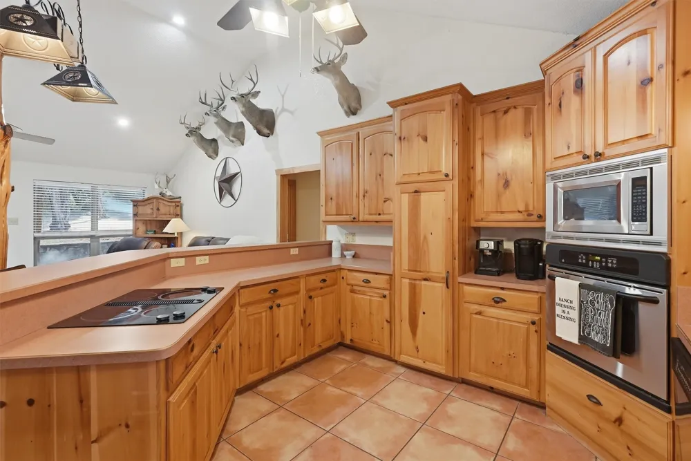 1136 County Road 306b Rainbow, TX 76077