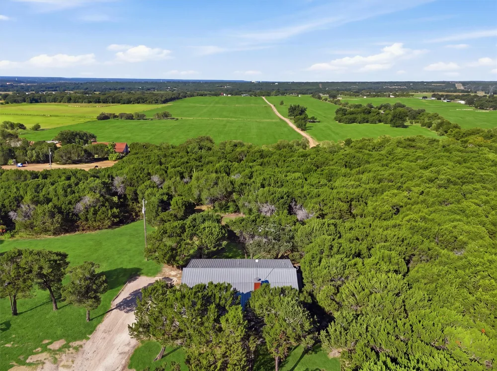 1136 County Road 306b Rainbow, TX 76077
