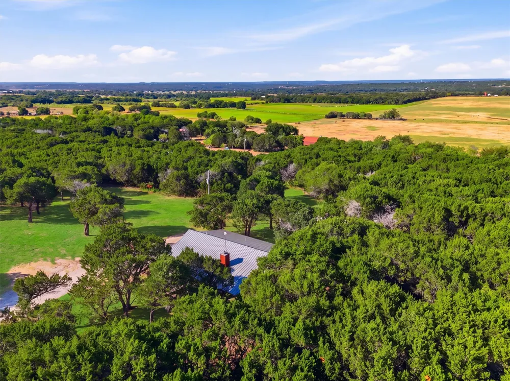 1136 County Road 306b Rainbow, TX 76077