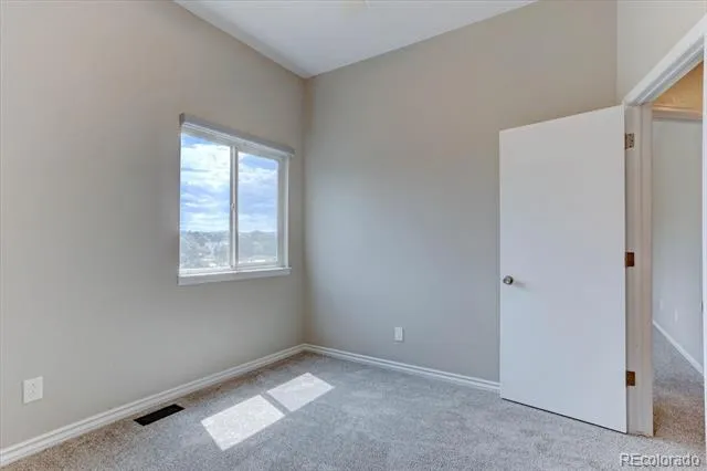 9927 Spring Hill Lane Highlands Ranch, CO 80129