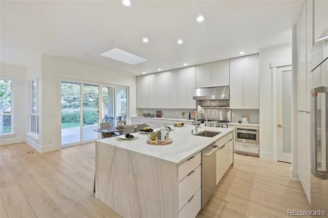 9430 S Silent Hills Drive Lone Tree, CO 80124