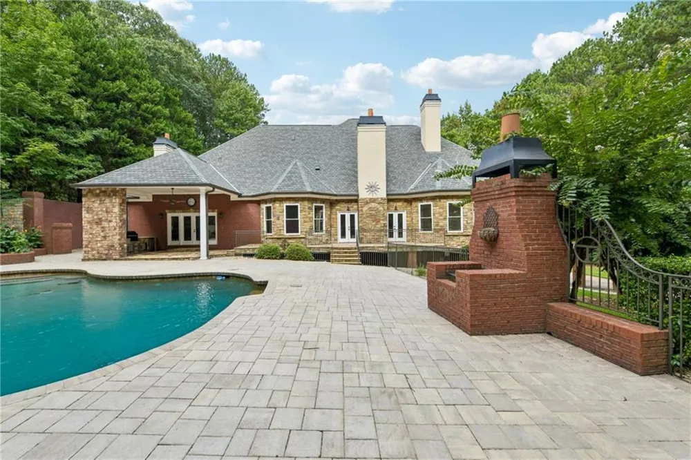 2431 Rabbit Farm Circle Loganville, GA 30052