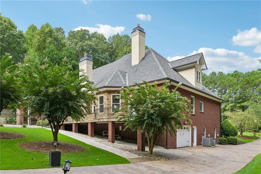 2431 Rabbit Farm Circle Loganville, GA 30052