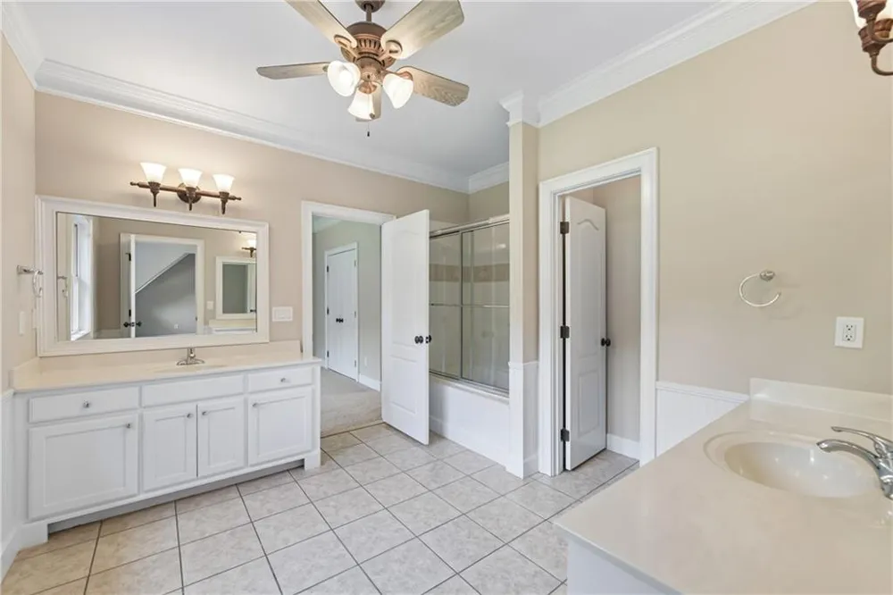 2431 Rabbit Farm Circle Loganville, GA 30052