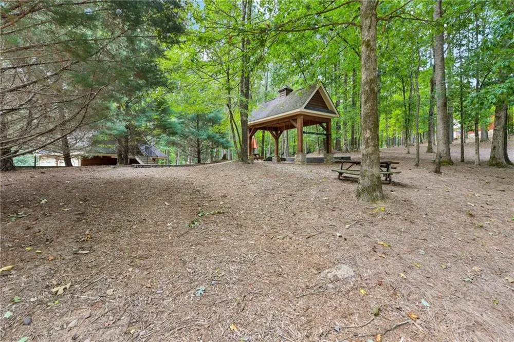 2431 Rabbit Farm Circle Loganville, GA 30052