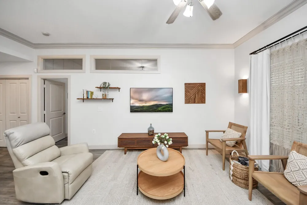 1900 Genesee Street #204 Houston, TX 77006