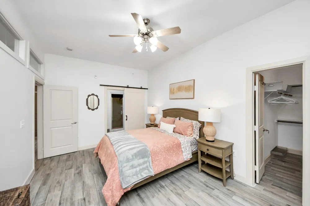 1900 Genesee Street #204 Houston, TX 77006