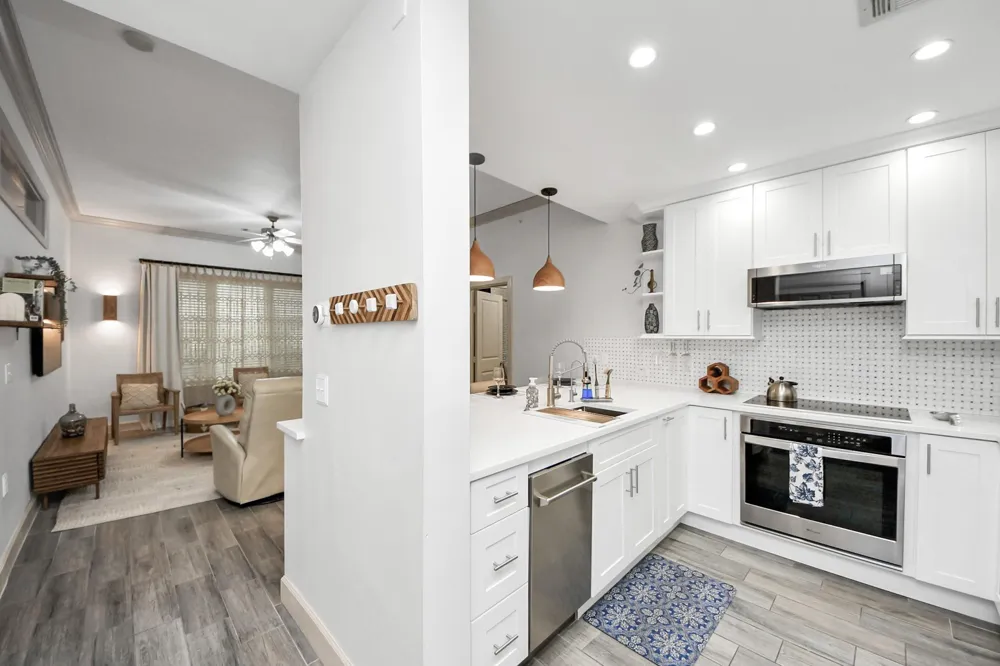 1900 Genesee Street #204 Houston, TX 77006