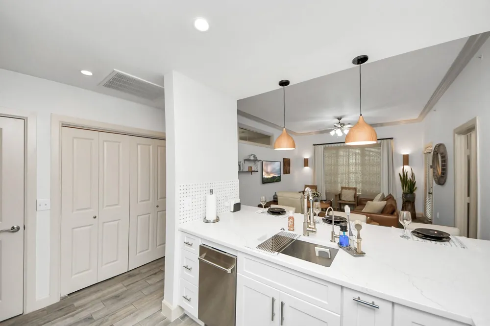 1900 Genesee Street #204 Houston, TX 77006