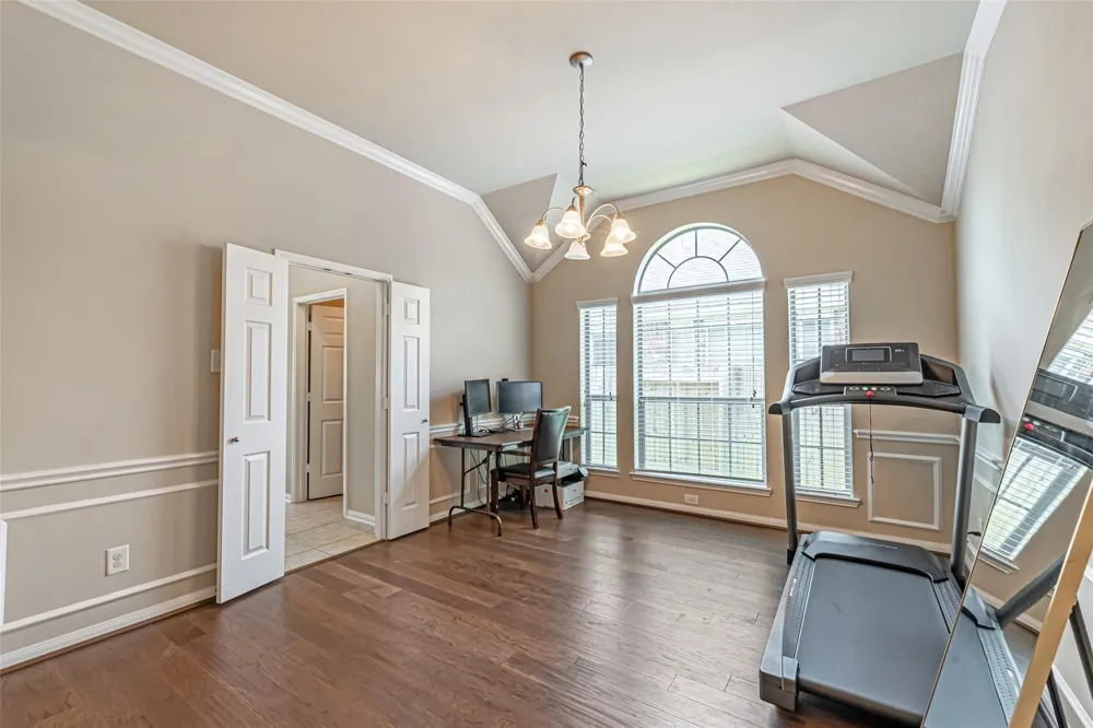 119 Emerald Loch Lane Houston, TX 77469