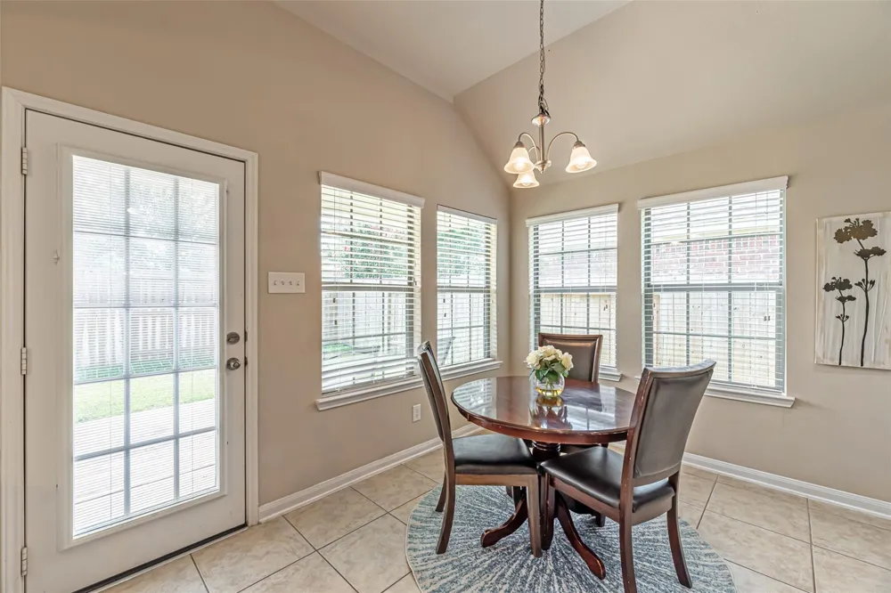 119 Emerald Loch Lane Houston, TX 77469