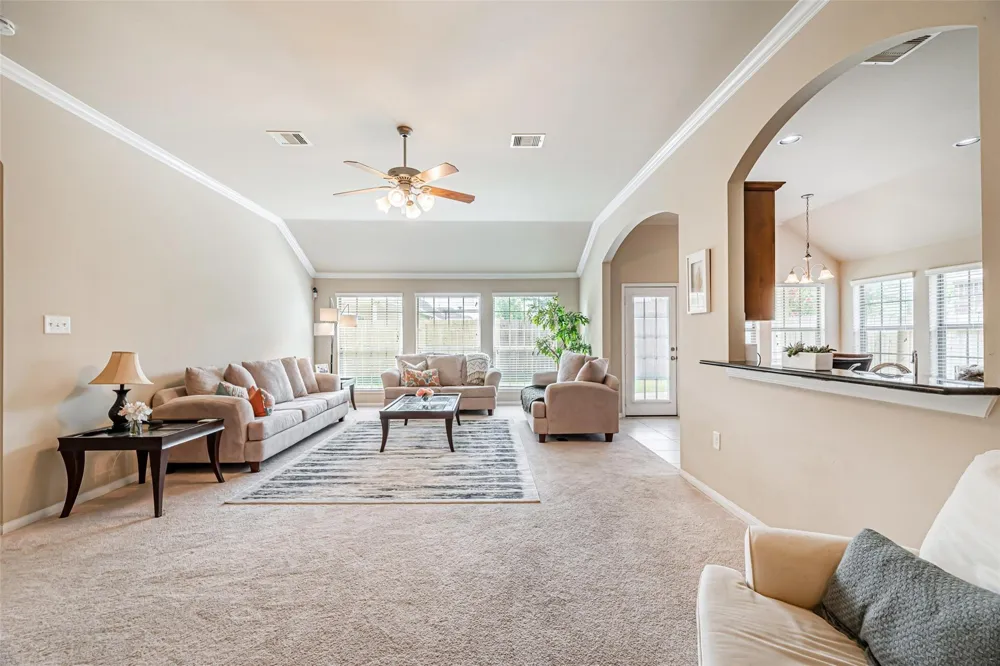 119 Emerald Loch Lane Houston, TX 77469