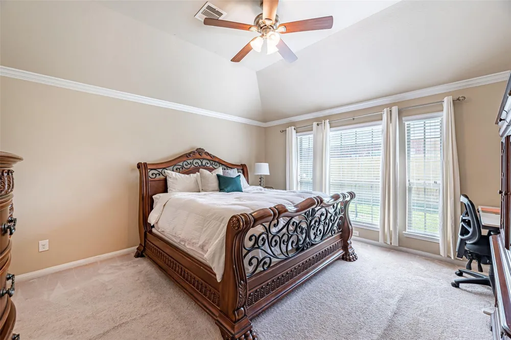 119 Emerald Loch Lane Houston, TX 77469