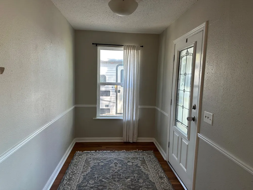 414 Ellinger Road La Grange, TX 78945