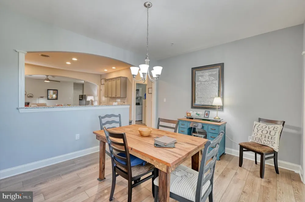 102 S VILLAGE CIRCLE Palmyra, PA 17078