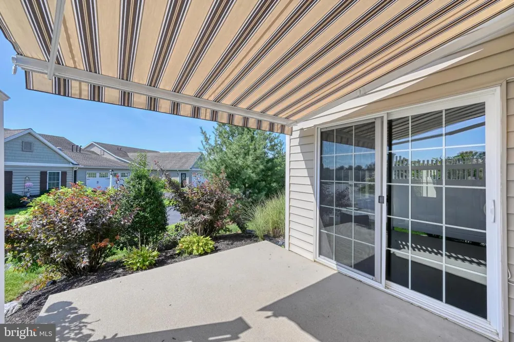 102 S VILLAGE CIRCLE Palmyra, PA 17078