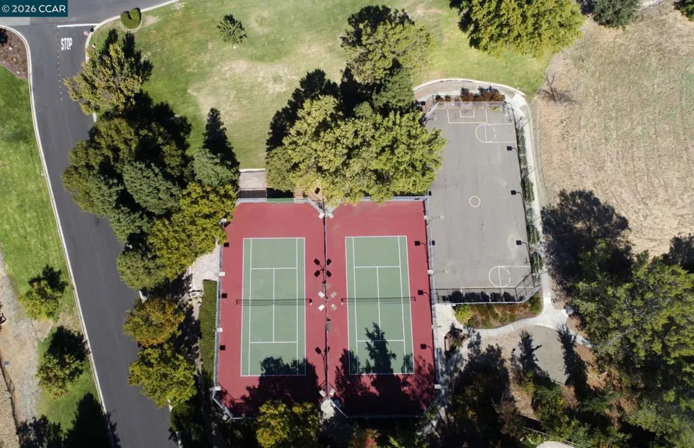 770 Highbridge Ln Danville, CA 94526