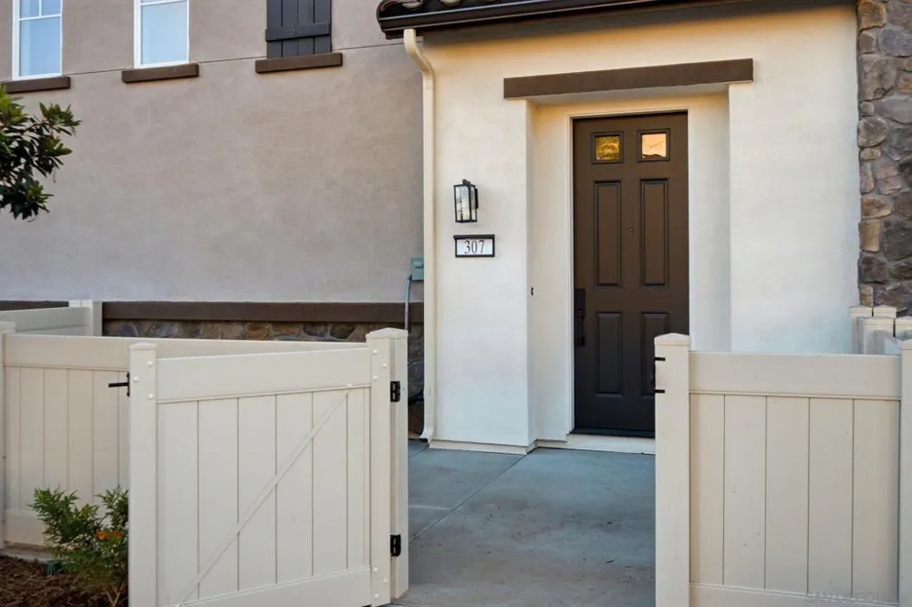 205 Sarina Lane San Marcos, CA 92069