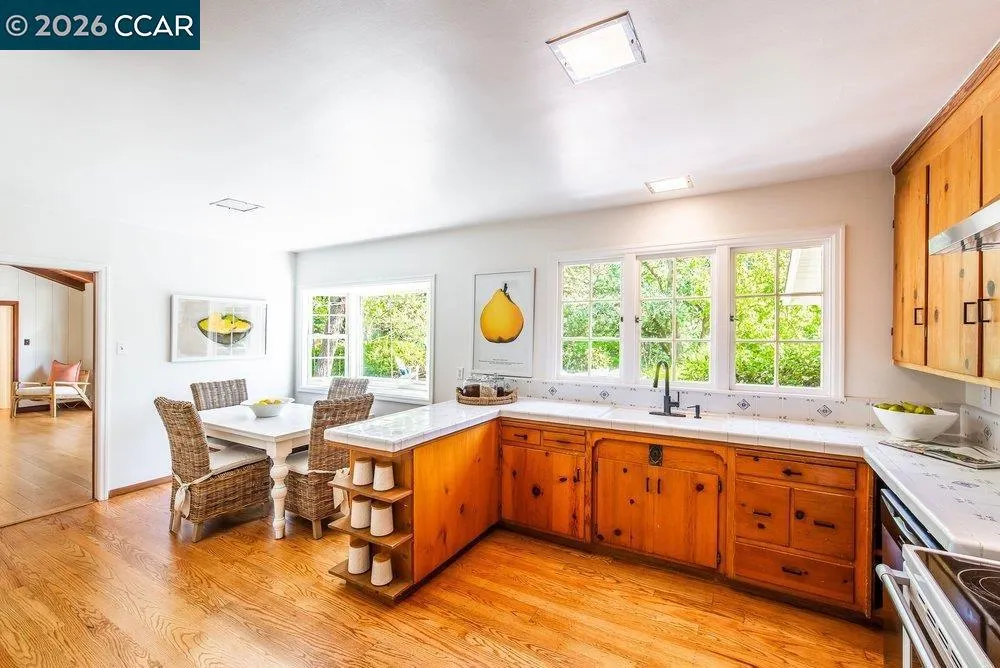 1232 Upper Happy Valley Lafayette, CA 94549
