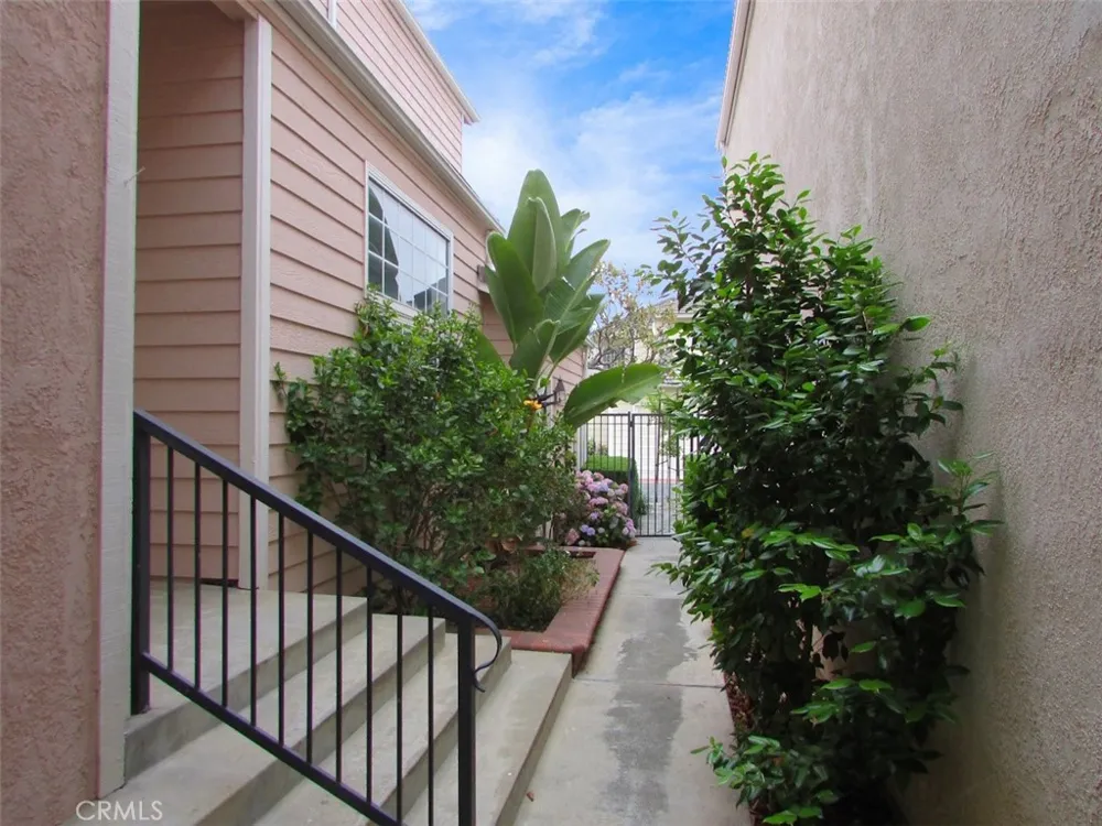 2604 Woodbury Drive Torrance, CA 90503