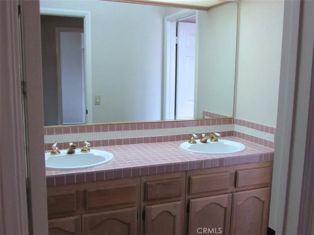 2604 Woodbury Drive Torrance, CA 90503