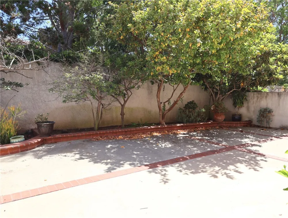 2604 Woodbury Drive Torrance, CA 90503