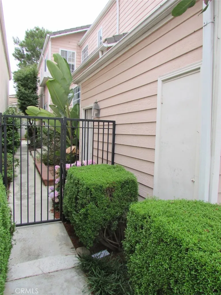 2604 Woodbury Drive Torrance, CA 90503