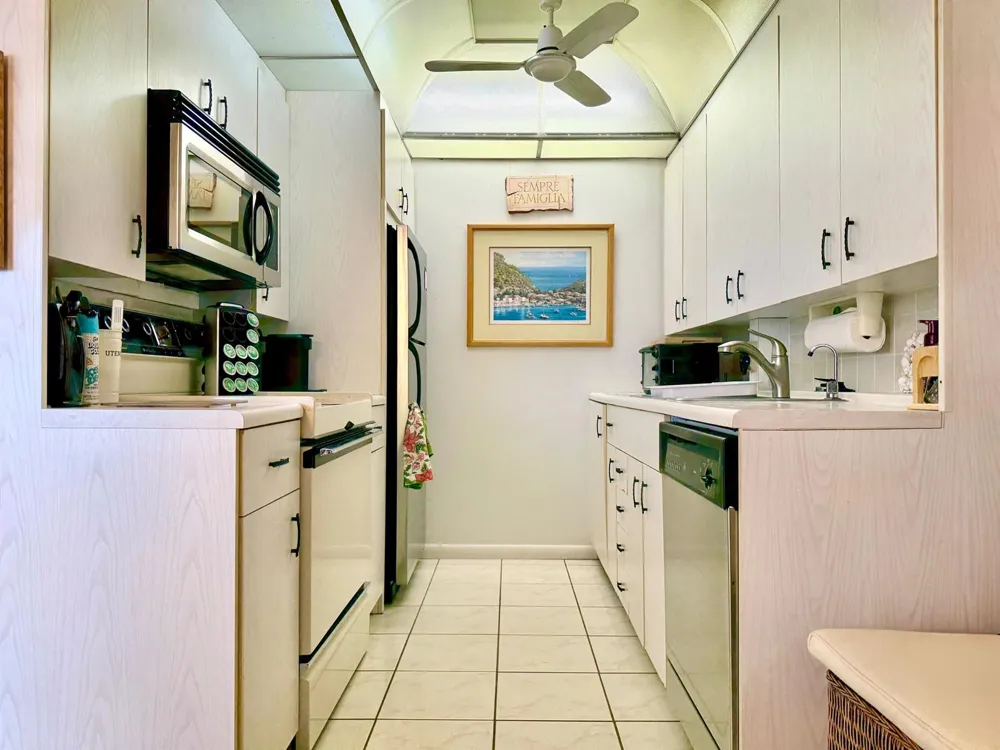 4046 Guildford C Boca Raton, FL 33434