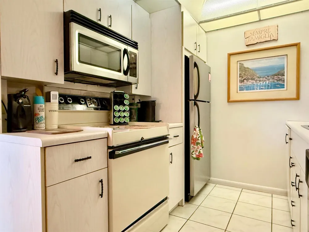 4046 Guildford C Boca Raton, FL 33434