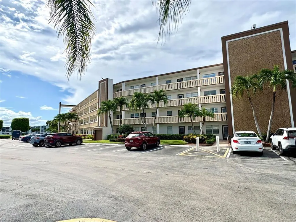 4046 Guildford C Boca Raton, FL 33434