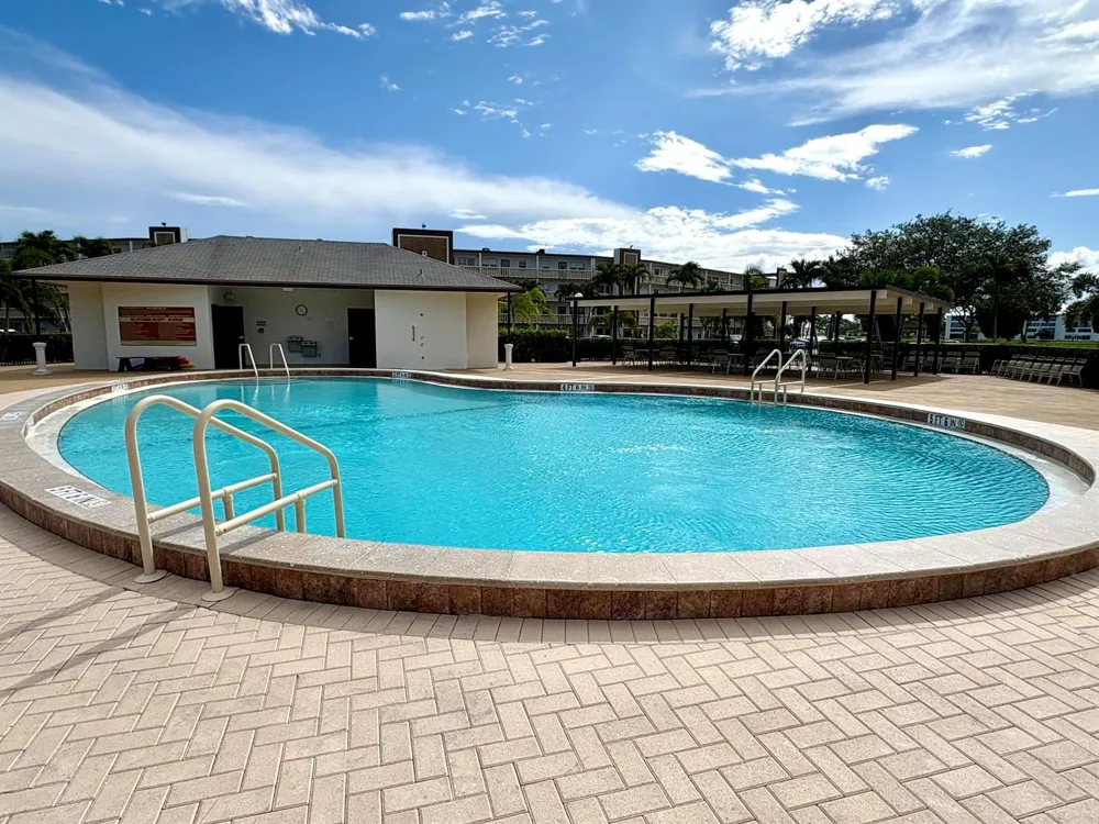 4046 Guildford C Boca Raton, FL 33434