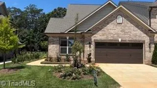 1046 Beechcraft Drive